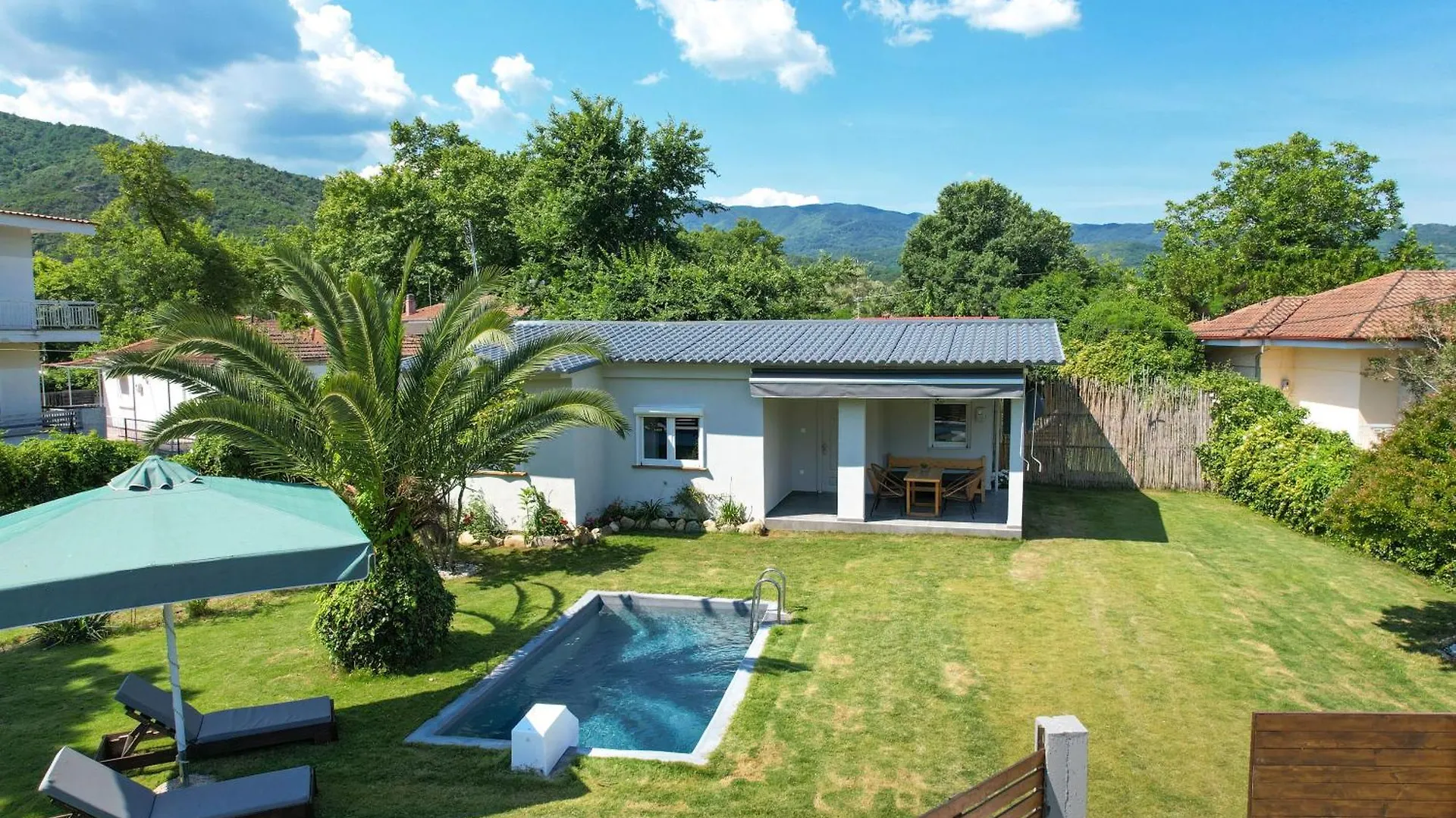 Vila Rafaelo Poolside Olympiada Řecko